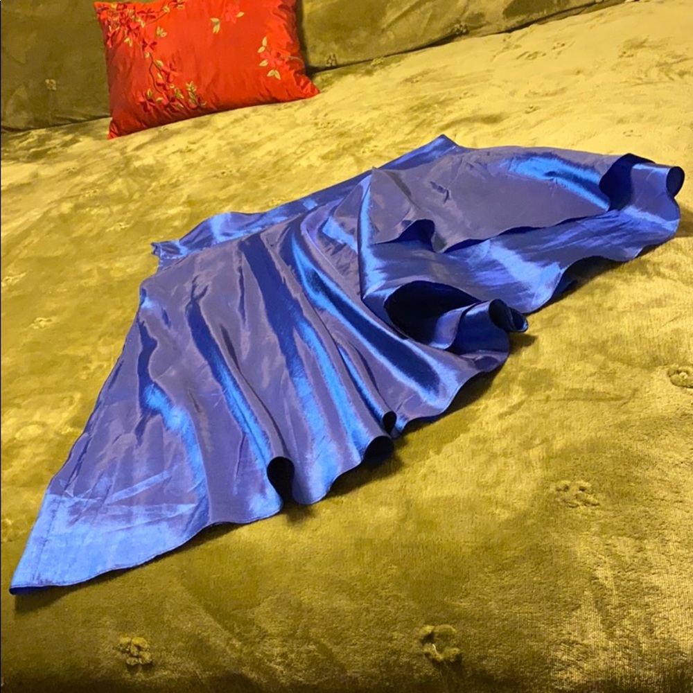 Dress - Picture 4 of 6